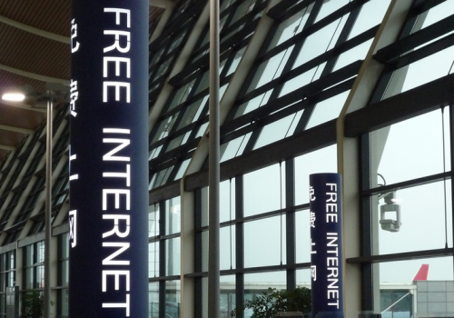 Free Internet (adapted) (Image by Thomas Galvez [CC BY 2.0] via Flickr)