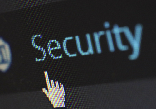 Sicherheit (adapted) (Image by Pixelcreatures [CC0 Public Domain] via Pixabay)