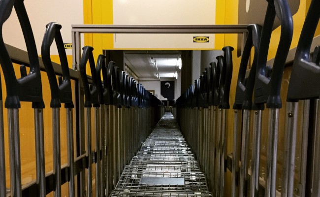 IKEA-Shopping (Image: Ole Wintermann)