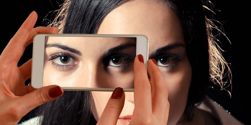 smartphone-image-by-geralt-cc0_public-domain-via-pixabay