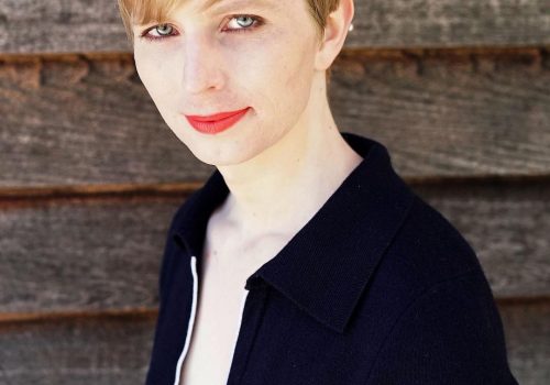 Chelsea E. Manning auf Instagram (adapted) (image by xychelsea87 [CC BY-SA!] via instagram)
