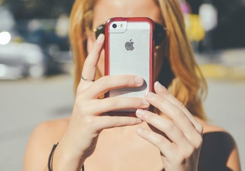 Smartphone (adapted) (Image by janeb13 [CC0 Public Domain] via Pixabay)
