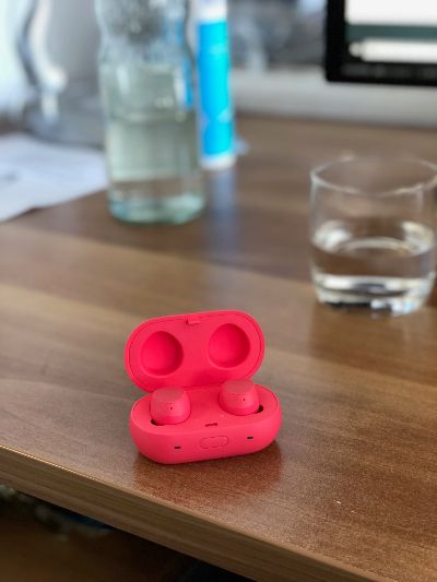 Samsung Gear IconX 2018